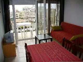 Отель Melrose Place Lloret 2*